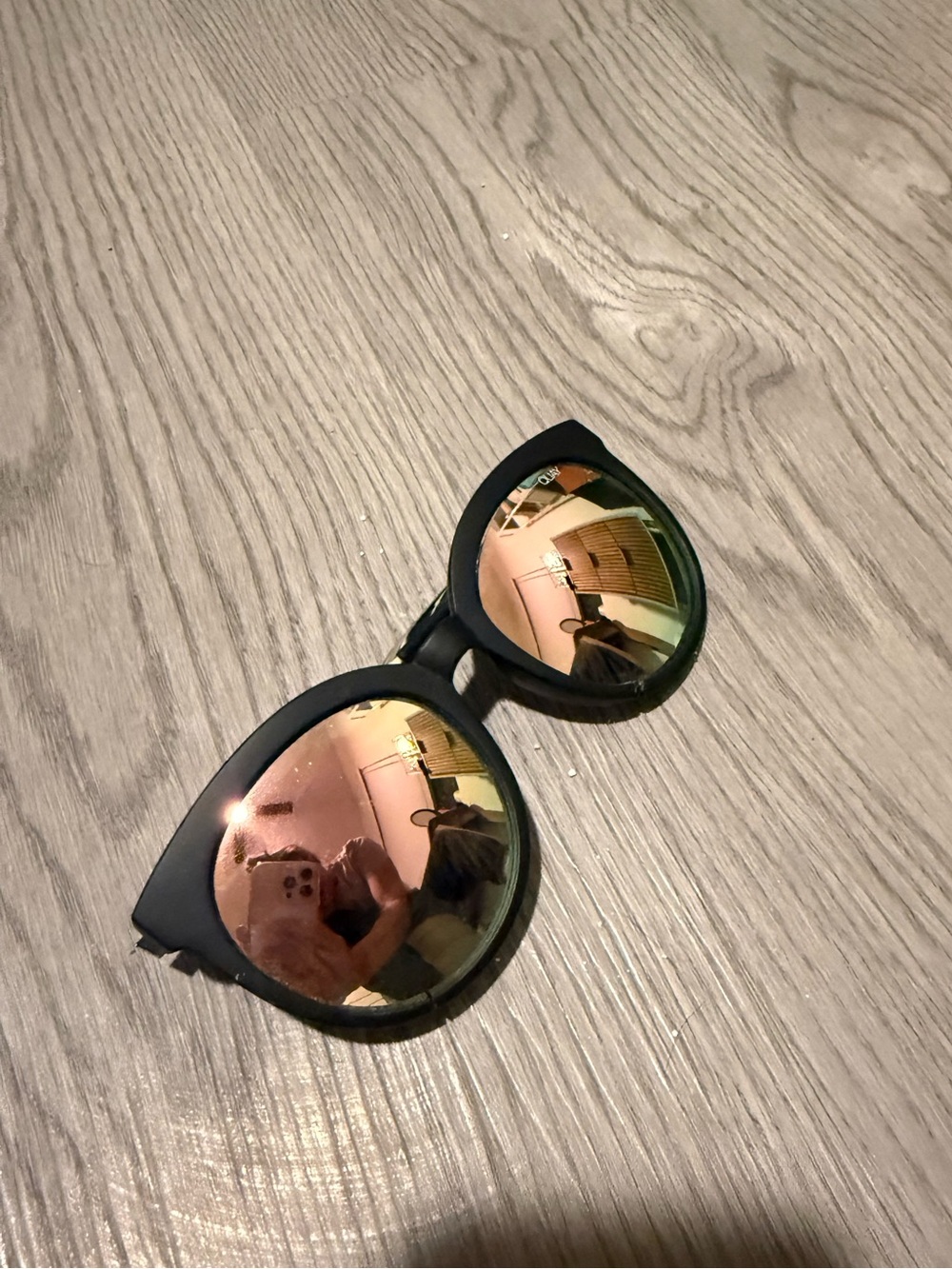 Quay Australia Round Sunglasses with Rose-Gold Mirrored Lenses and Black Frame